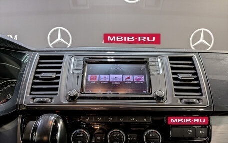 Volkswagen Caravelle T6 рестайлинг, 2018 год, 3 655 000 рублей, 17 фотография