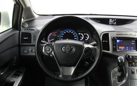 Toyota Venza I, 2014 год, 2 099 300 рублей, 14 фотография