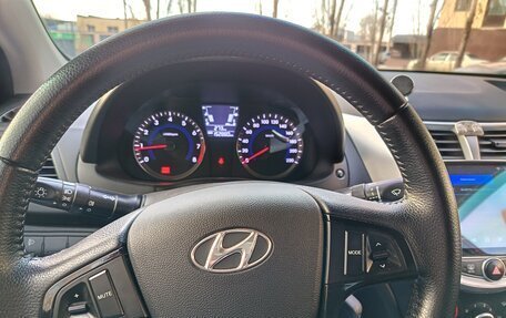 Hyundai Solaris II рестайлинг, 2013 год, 770 000 рублей, 5 фотография