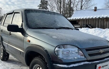 Chevrolet Niva I рестайлинг, 2004 год, 220 000 рублей, 7 фотография