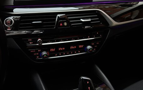 BMW 5 серия, 2019 год, 3 300 000 рублей, 5 фотография