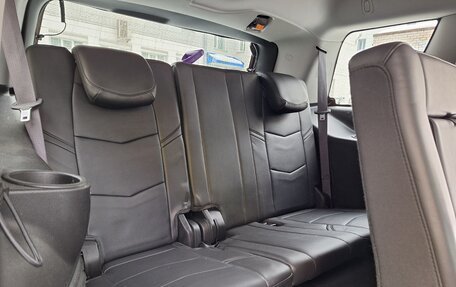 Cadillac Escalade IV, 2016 год, 3 800 000 рублей, 10 фотография