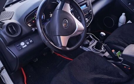 Lifan X60 I рестайлинг, 2017 год, 800 000 рублей, 8 фотография