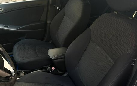 Hyundai Solaris II рестайлинг, 2014 год, 590 000 рублей, 6 фотография