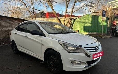 Hyundai Solaris II рестайлинг, 2014 год, 590 000 рублей, 2 фотография