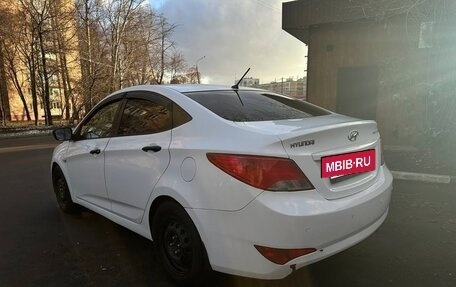 Hyundai Solaris II рестайлинг, 2014 год, 590 000 рублей, 3 фотография