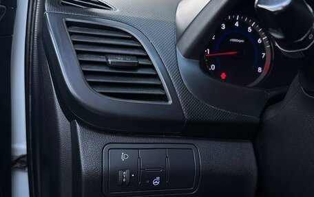 Hyundai Solaris II рестайлинг, 2014 год, 590 000 рублей, 12 фотография