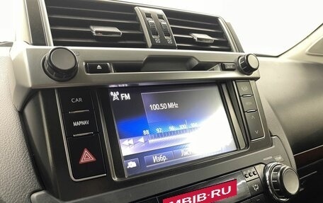 Toyota Land Cruiser Prado 150 рестайлинг 2, 2017 год, 4 075 000 рублей, 15 фотография