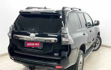 Toyota Land Cruiser Prado 150 рестайлинг 2, 2017 год, 4 075 000 рублей, 9 фотография