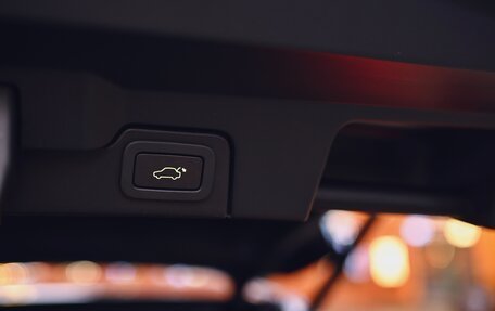 Land Rover Range Rover Evoque I, 2018 год, 2 700 000 рублей, 10 фотография