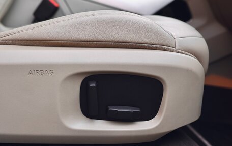 Land Rover Range Rover Evoque I, 2018 год, 2 700 000 рублей, 33 фотография