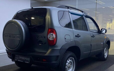 Chevrolet Niva I рестайлинг, 2010 год, 500 000 рублей, 6 фотография