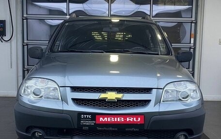 Chevrolet Niva I рестайлинг, 2010 год, 500 000 рублей, 2 фотография