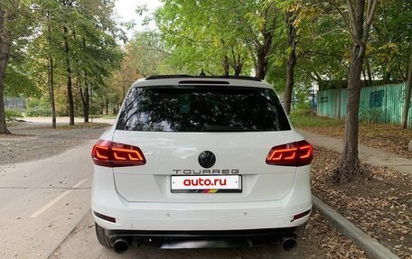 Volkswagen Touareg III, 2012 год, 2 000 000 рублей, 4 фотография