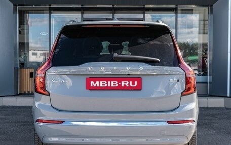 Volvo XC90 II рестайлинг, 2025 год, 12 990 000 рублей, 11 фотография