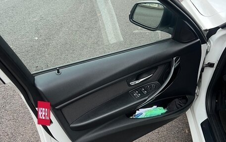 BMW 3 серия, 2015 год, 1 800 000 рублей, 16 фотография