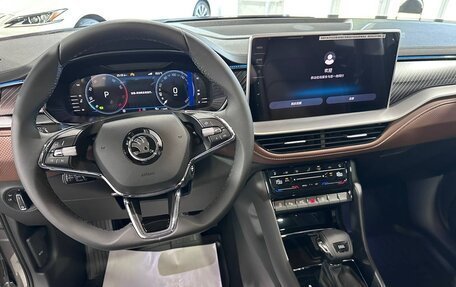 Skoda Kodiaq I, 2025 год, 4 690 000 рублей, 29 фотография