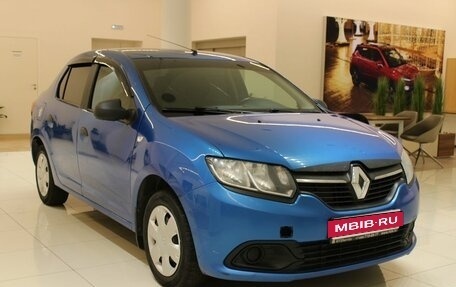 Renault Logan II, 2018 год, 580 000 рублей, 3 фотография