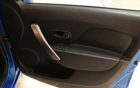 Renault Logan II, 2018 год, 580 000 рублей, 15 фотография