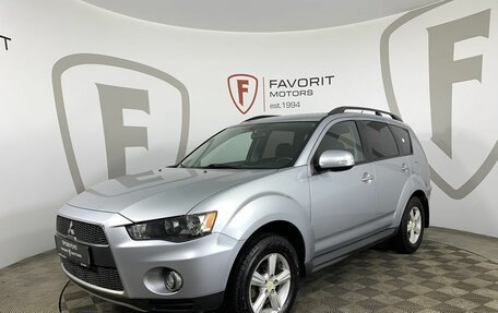 Mitsubishi Outlander III рестайлинг 3, 2010 год, 929 000 рублей, 1 фотография