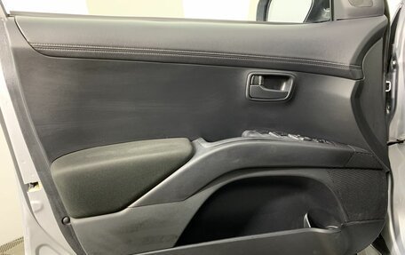 Mitsubishi Outlander III рестайлинг 3, 2010 год, 929 000 рублей, 8 фотография