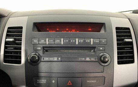 Mitsubishi Outlander III рестайлинг 3, 2010 год, 929 000 рублей, 12 фотография