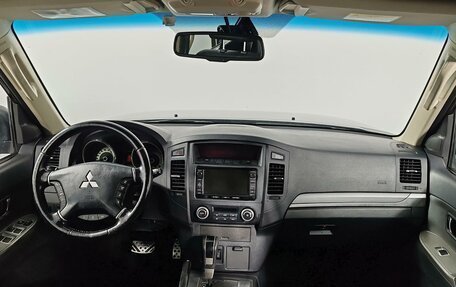 Mitsubishi Pajero IV, 2013 год, 2 099 000 рублей, 14 фотография