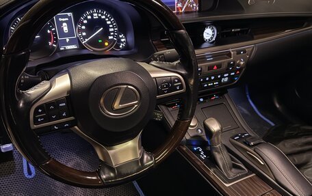 Lexus ES VII, 2016 год, 3 000 000 рублей, 13 фотография
