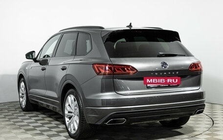 Volkswagen Touareg III, 2018 год, 4 689 000 рублей, 7 фотография