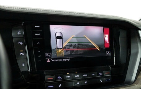 Volkswagen Touareg III, 2018 год, 4 689 000 рублей, 22 фотография