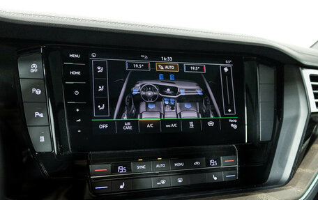 Volkswagen Touareg III, 2018 год, 4 689 000 рублей, 24 фотография