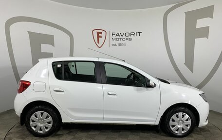 Renault Sandero II рестайлинг, 2014 год, 710 000 рублей, 4 фотография