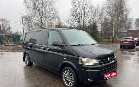 Volkswagen Multivan T5, 2011 год, 1 930 000 рублей, 3 фотография