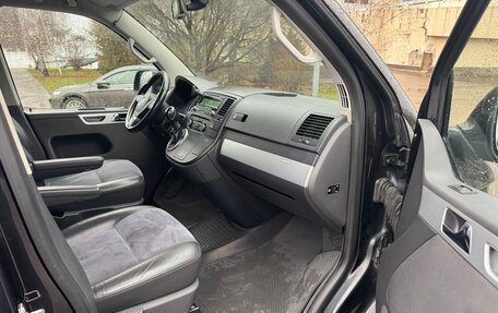 Volkswagen Multivan T5, 2011 год, 1 930 000 рублей, 10 фотография