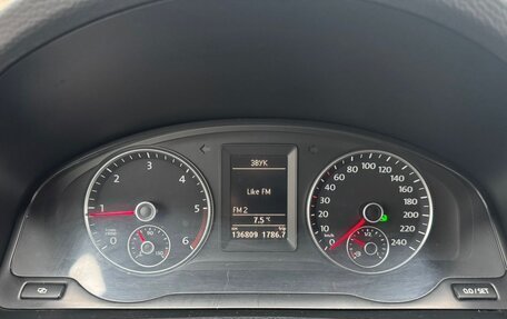 Volkswagen Multivan T5, 2011 год, 1 930 000 рублей, 15 фотография