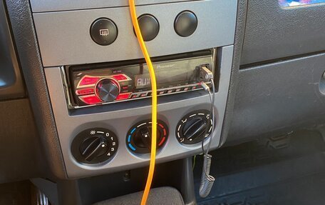 Citroen Berlingo II рестайлинг, 2005 год, 350 000 рублей, 16 фотография