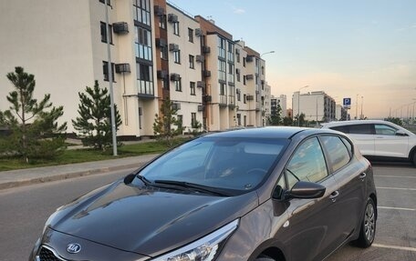 KIA cee'd III, 2013 год, 720 000 рублей, 2 фотография