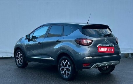 Renault Kaptur I рестайлинг, 2017 год, 1 260 000 рублей, 7 фотография