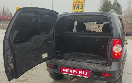 Chevrolet Niva I рестайлинг, 2011 год, 560 000 рублей, 18 фотография