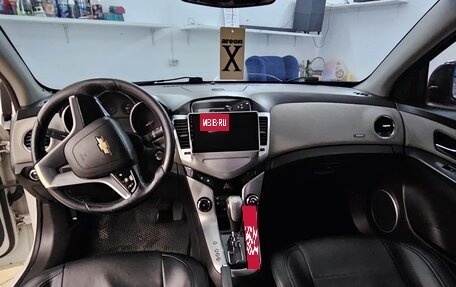 Chevrolet Cruze II, 2011 год, 510 000 рублей, 7 фотография