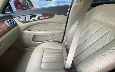 Mercedes-Benz CLS, 2011 год, 2 290 000 рублей, 10 фотография