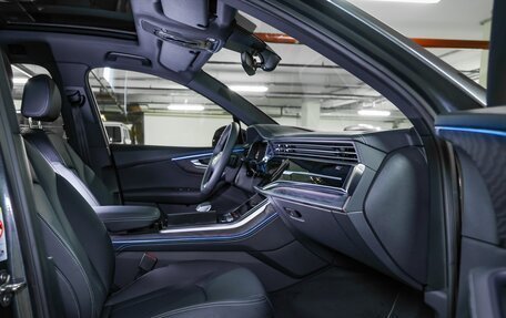 Audi Q7, 2025 год, 13 000 000 рублей, 31 фотография