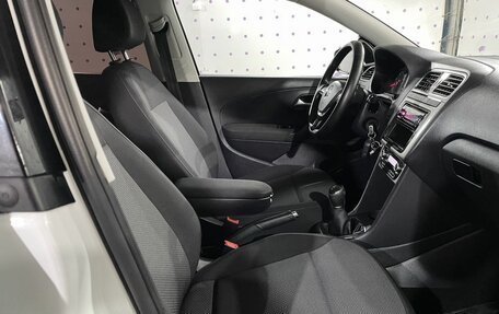 Volkswagen Polo VI (EU Market), 2016 год, 1 080 000 рублей, 12 фотография