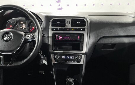 Volkswagen Polo VI (EU Market), 2016 год, 1 080 000 рублей, 16 фотография