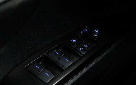 Toyota Camry, 2021 год, 2 500 000 рублей, 17 фотография