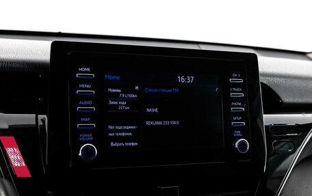 Toyota Camry, 2021 год, 2 500 000 рублей, 16 фотография