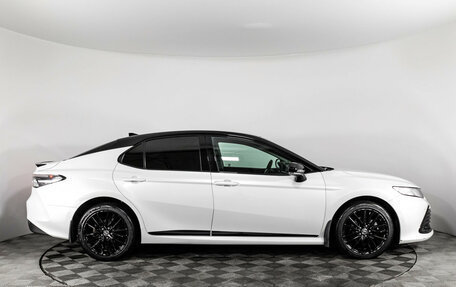 Toyota Camry, 2021 год, 3 599 000 рублей, 4 фотография