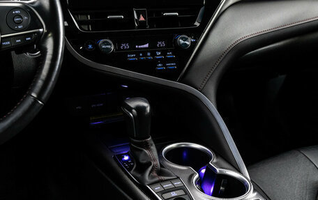 Toyota Camry, 2021 год, 3 599 000 рублей, 14 фотография