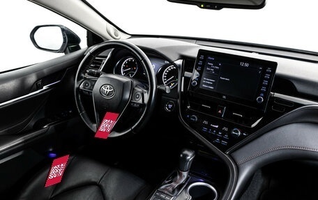 Toyota Camry, 2021 год, 3 599 000 рублей, 15 фотография