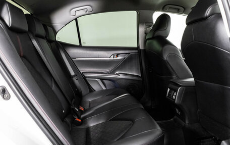 Toyota Camry, 2021 год, 3 599 000 рублей, 28 фотография